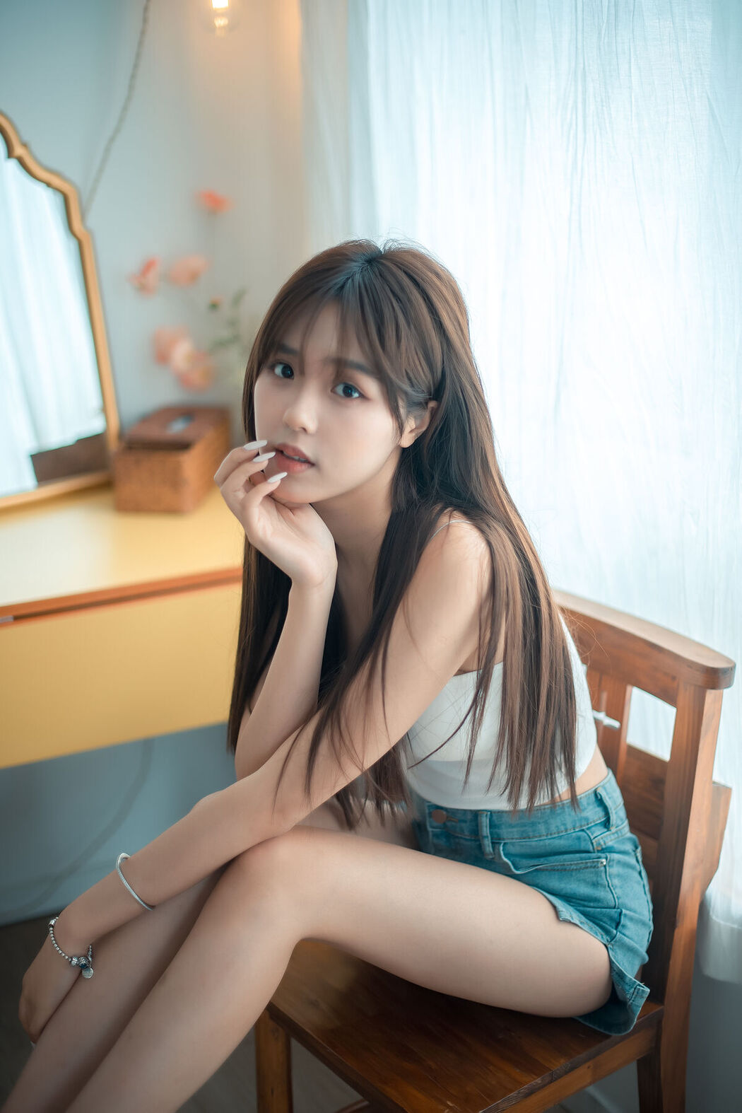 YiTuYu艺图语 Vol.6837 Che Li Zi