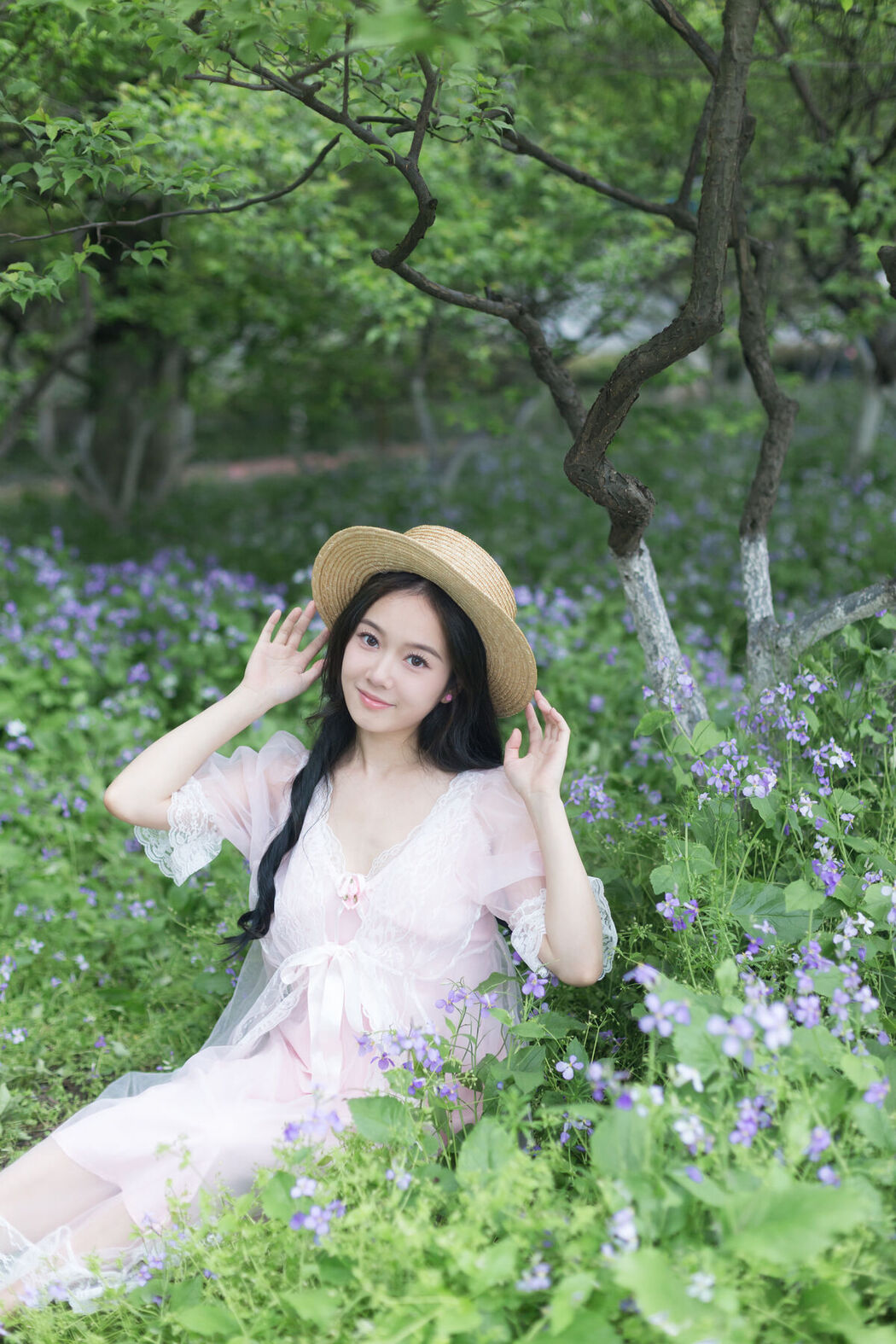 YiTuYu艺图语 Vol.6869 Ge Man Ni Nini