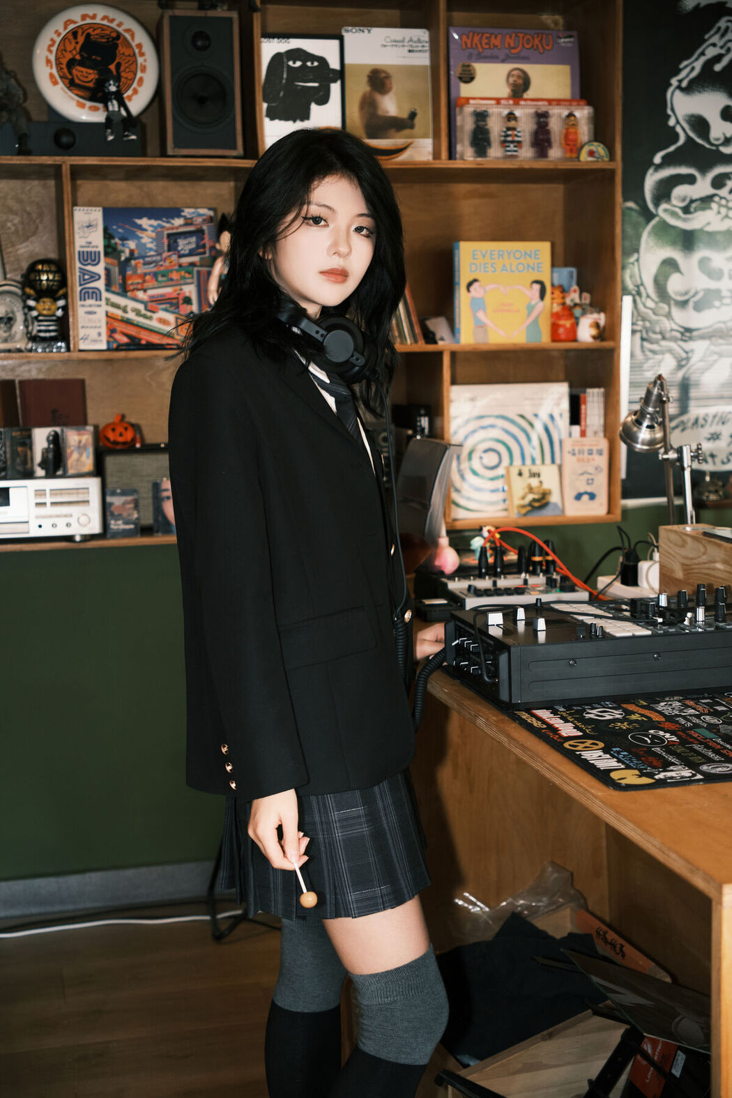 YiTuYu艺图语 Vol.6919 Ning De Xiao Suan Yin