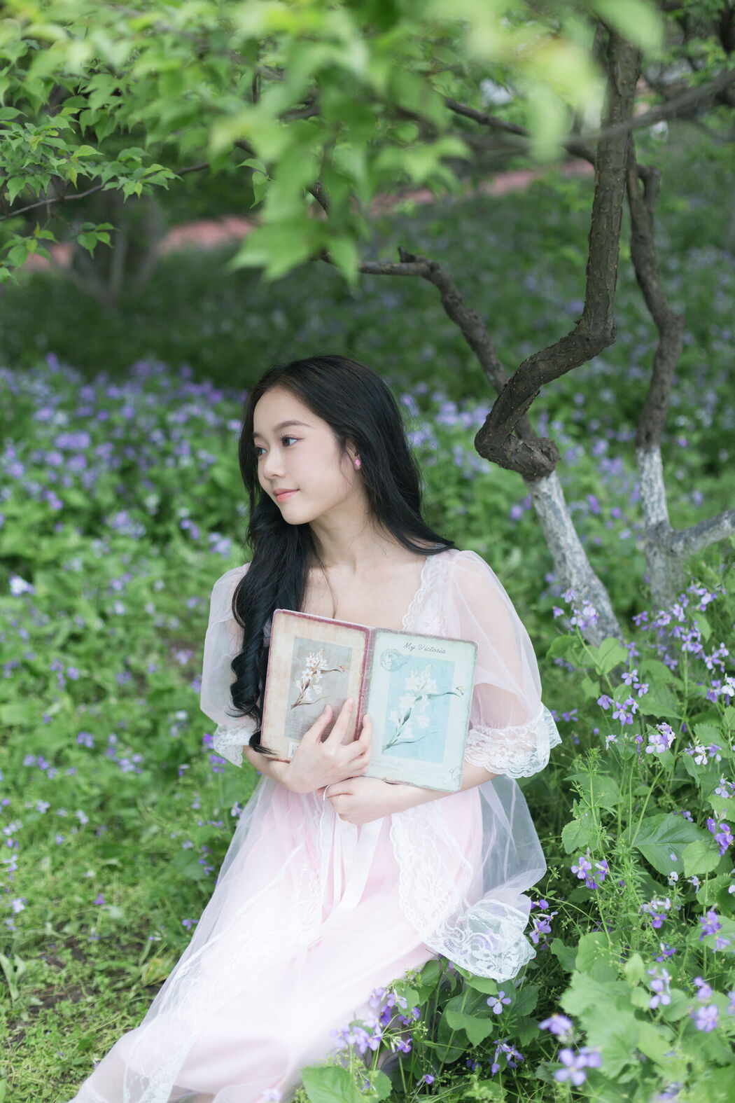YiTuYu艺图语 Vol.6869 Ge Man Ni Nini