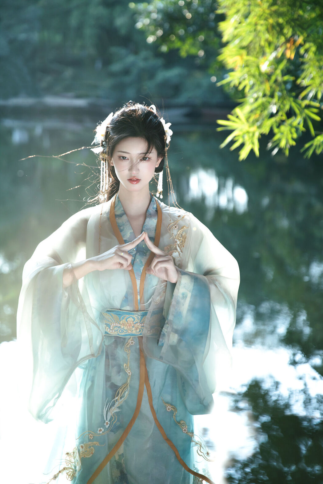 YiTuYu艺图语 Vol.6856 Er Liang Feng Yue