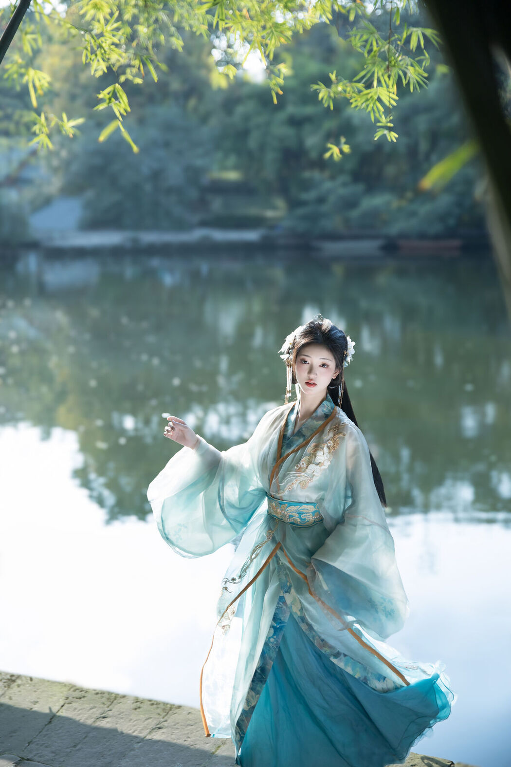 YiTuYu艺图语 Vol.6856 Er Liang Feng Yue