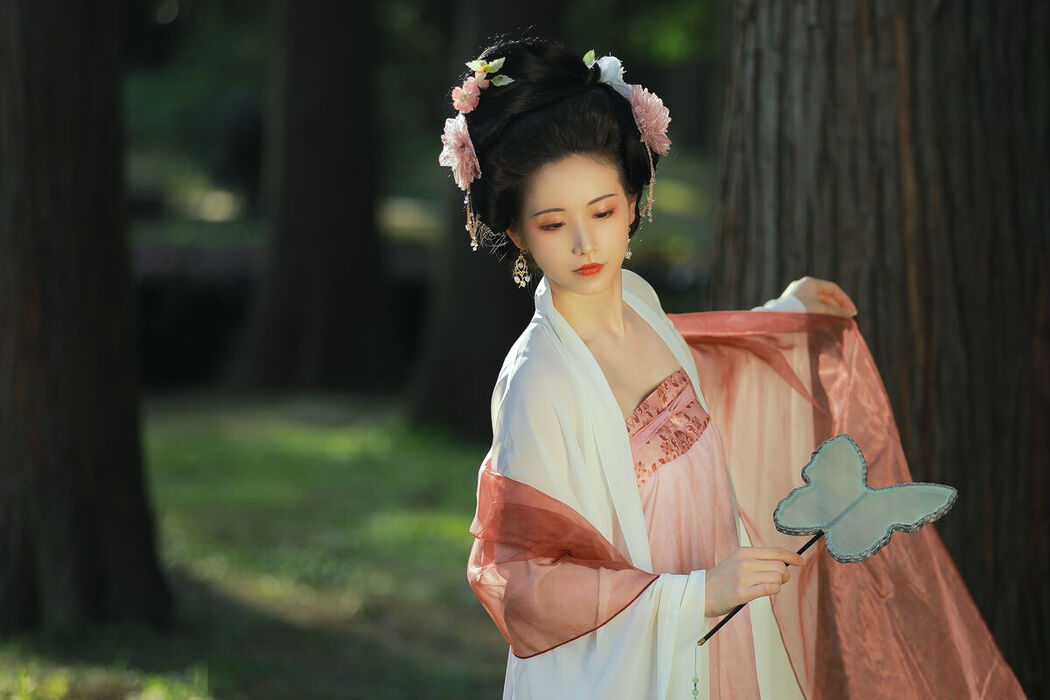 YiTuYu艺图语 Vol.6853 Ruan Yu