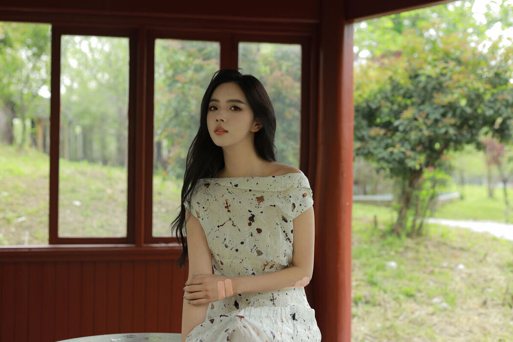 YiTuYu艺图语 Vol.6826 Elaine