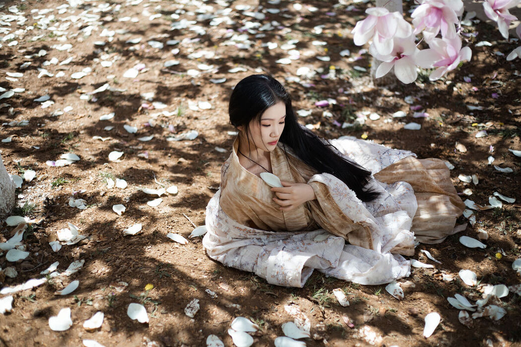 YiTuYu艺图语 Vol.6884 Xiang Wang Hui Shou Miao Miao Miao