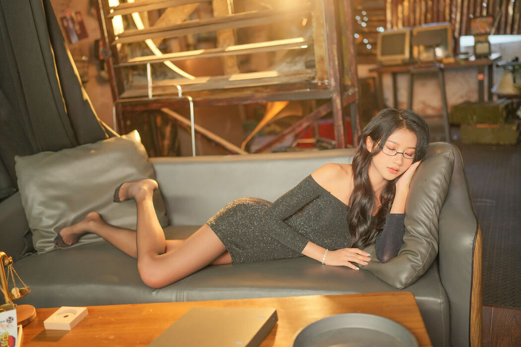 YiTuYu艺图语 Vol.6871 Xiao Wen