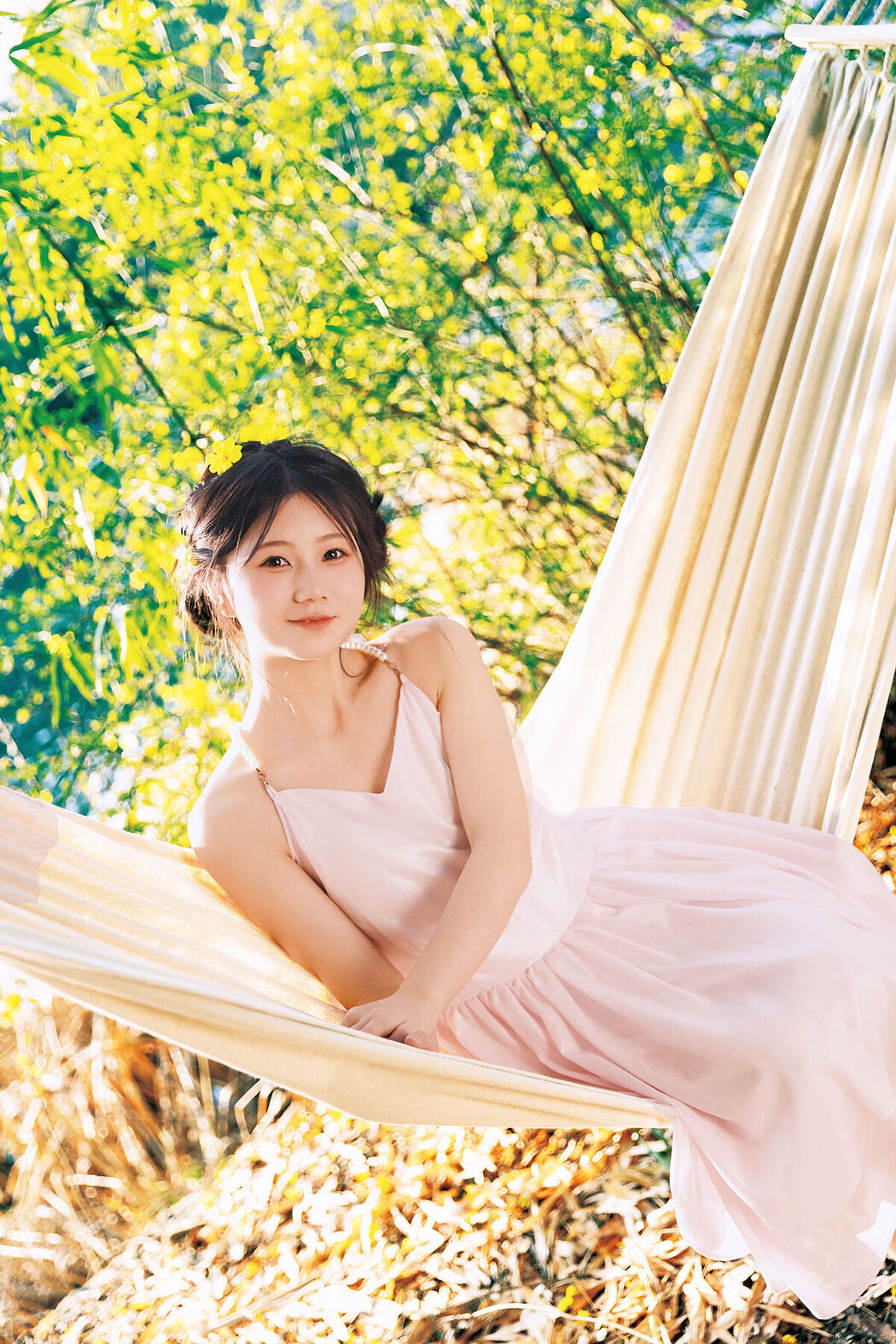 YiTuYu艺图语 Vol.6831 Rou Song Bao