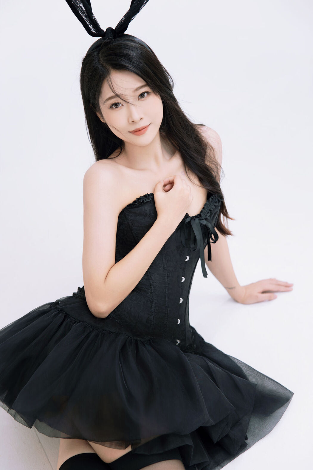 YiTuYu艺图语 Vol.6886 Ha Na