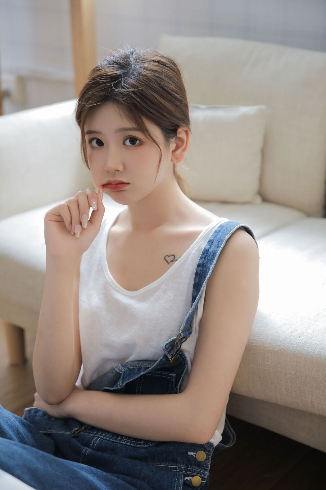 YiTuYu艺图语 Vol.6918 Shang Tou Wa Wa