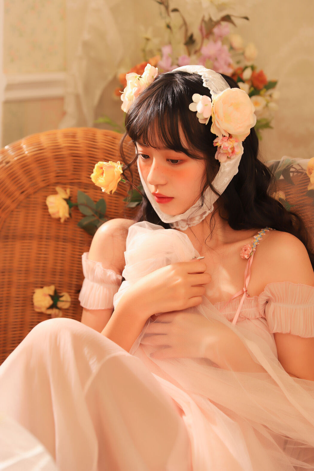 YiTuYu艺图语 Vol.6898 Yan Yun Lin