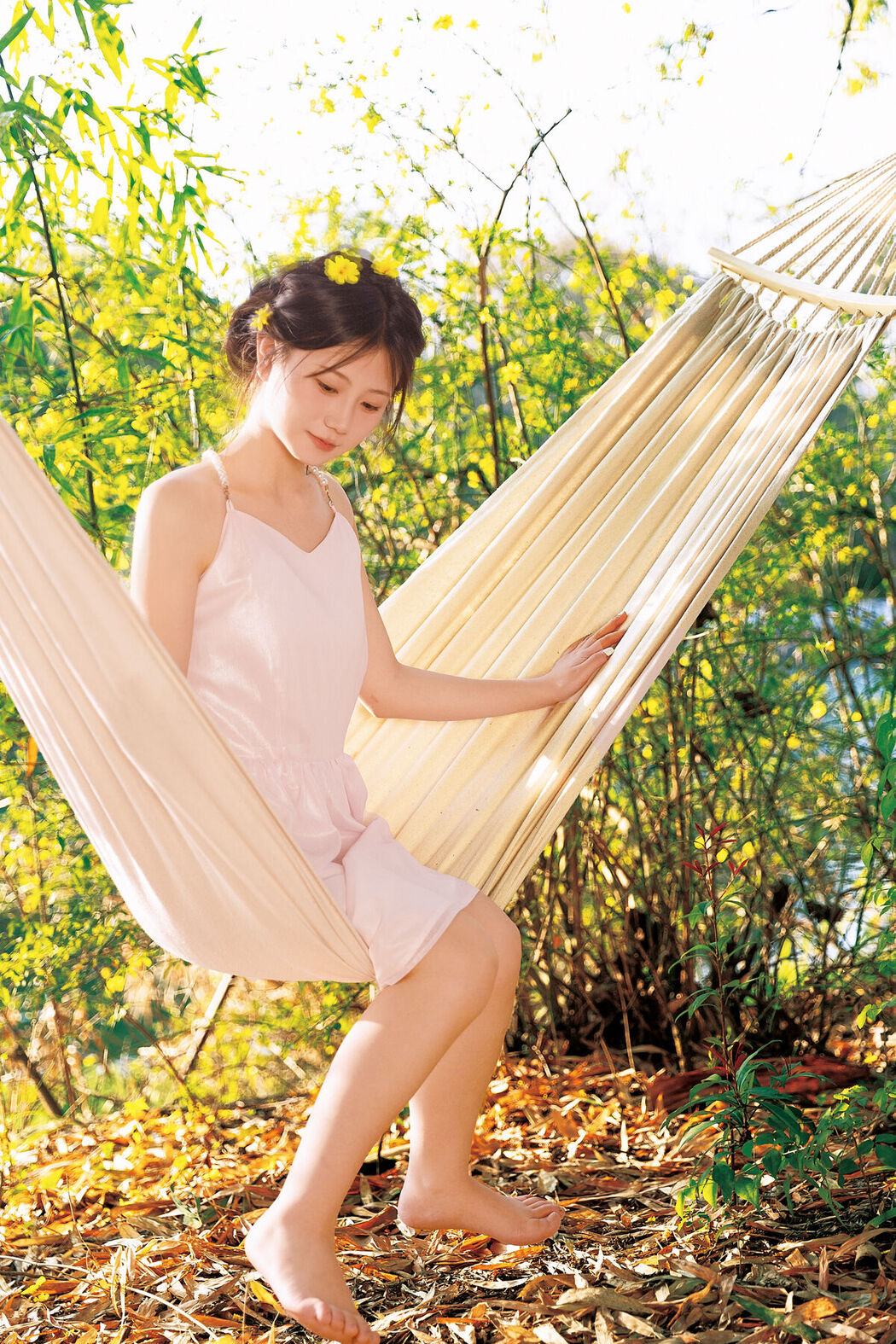 YiTuYu艺图语 Vol.6831 Rou Song Bao