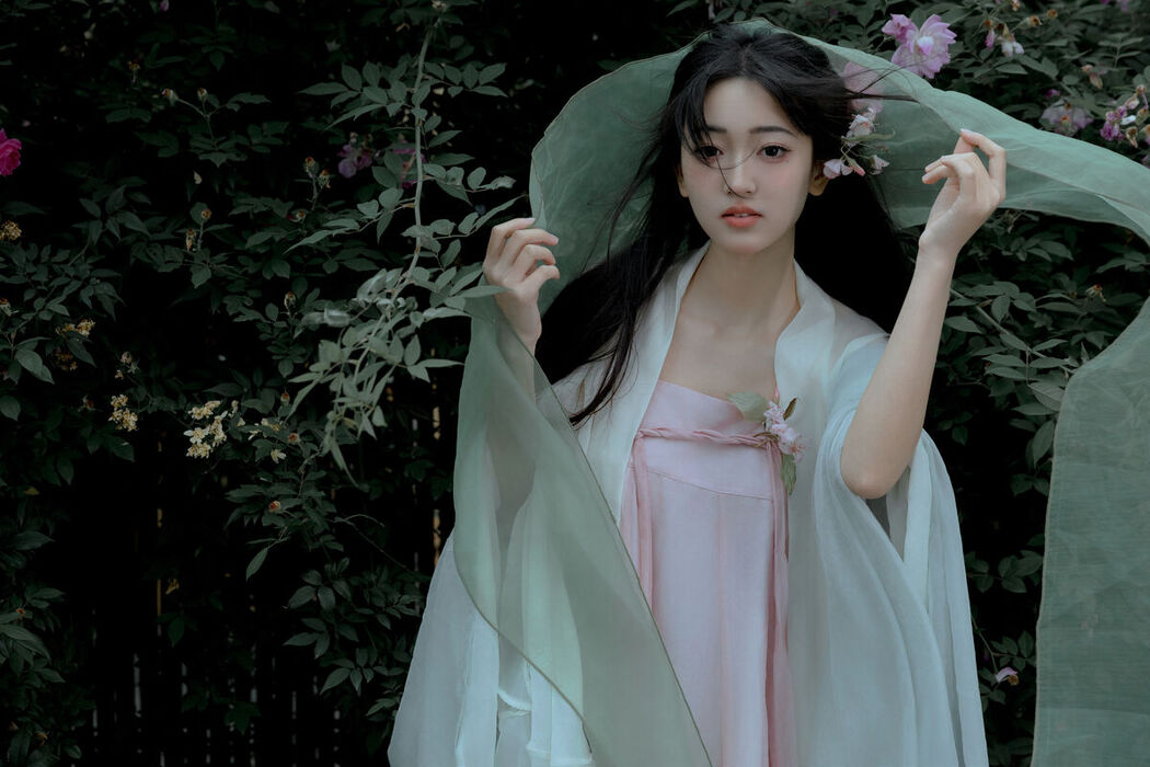 YiTuYu艺图语 Vol.6893 Leng Ku Wang Ye