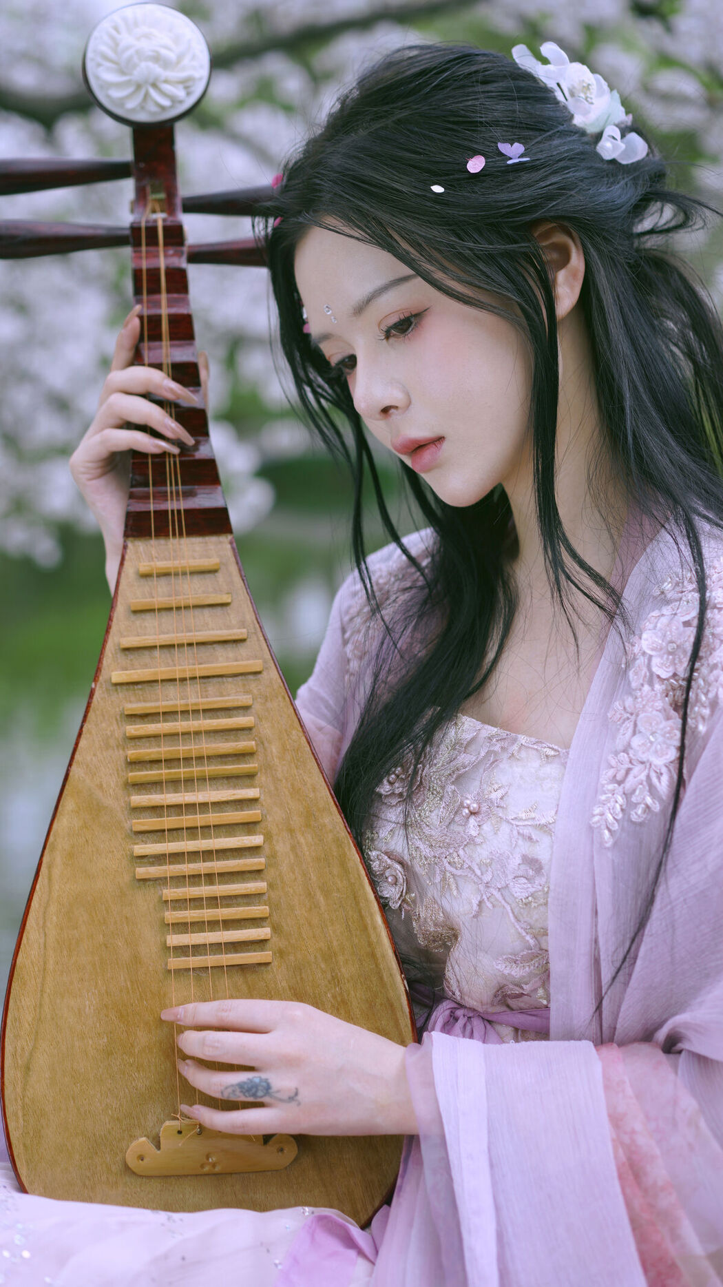 YiTuYu艺图语 Vol.6877 Xi Xi