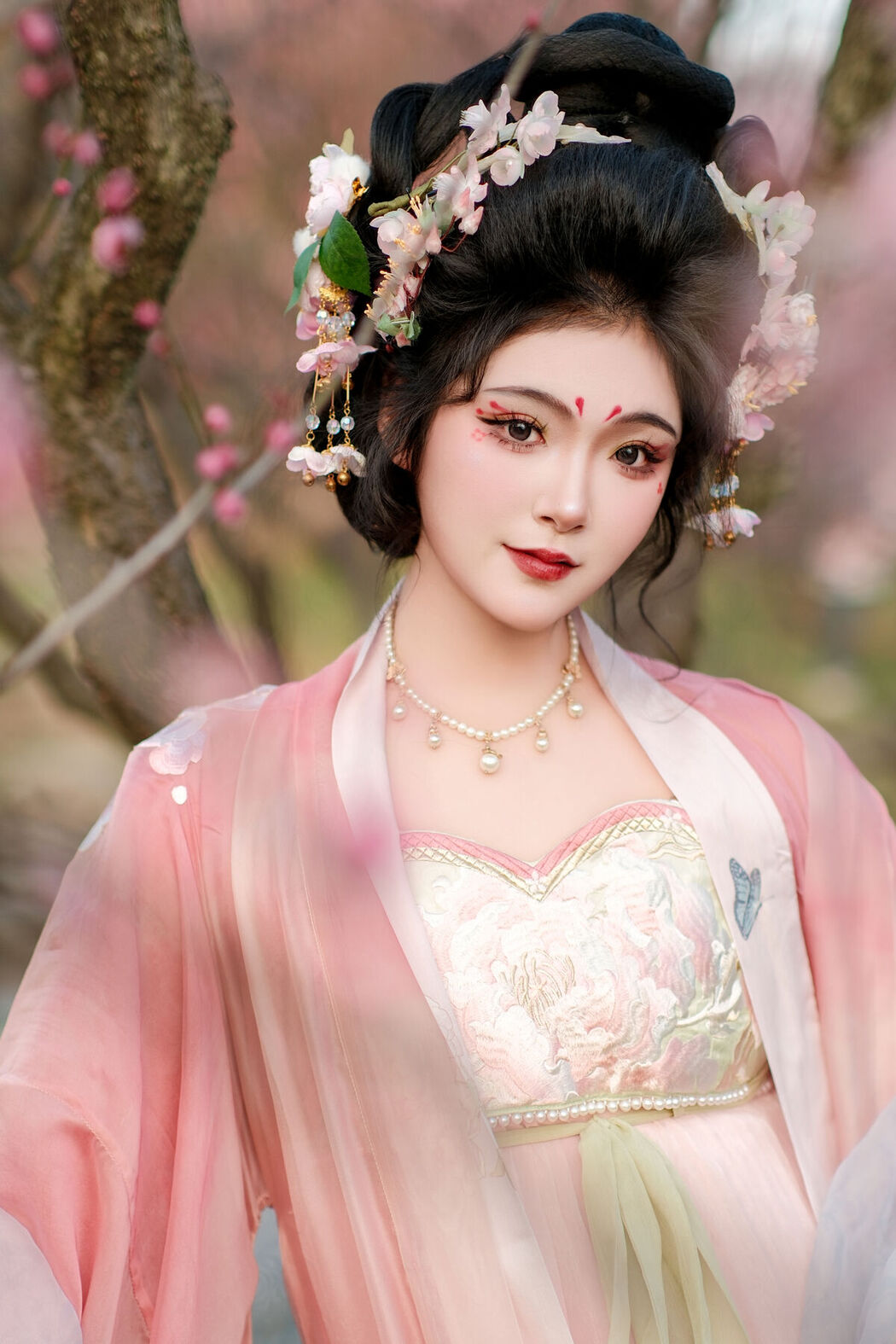 YiTuYu艺图语 Vol.6819 Kailin Jiang