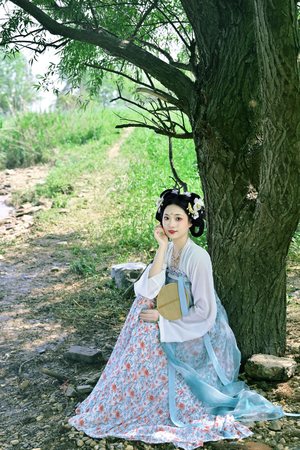 YiTuYu艺图语 Vol.6851 Nashi Tu Shiro