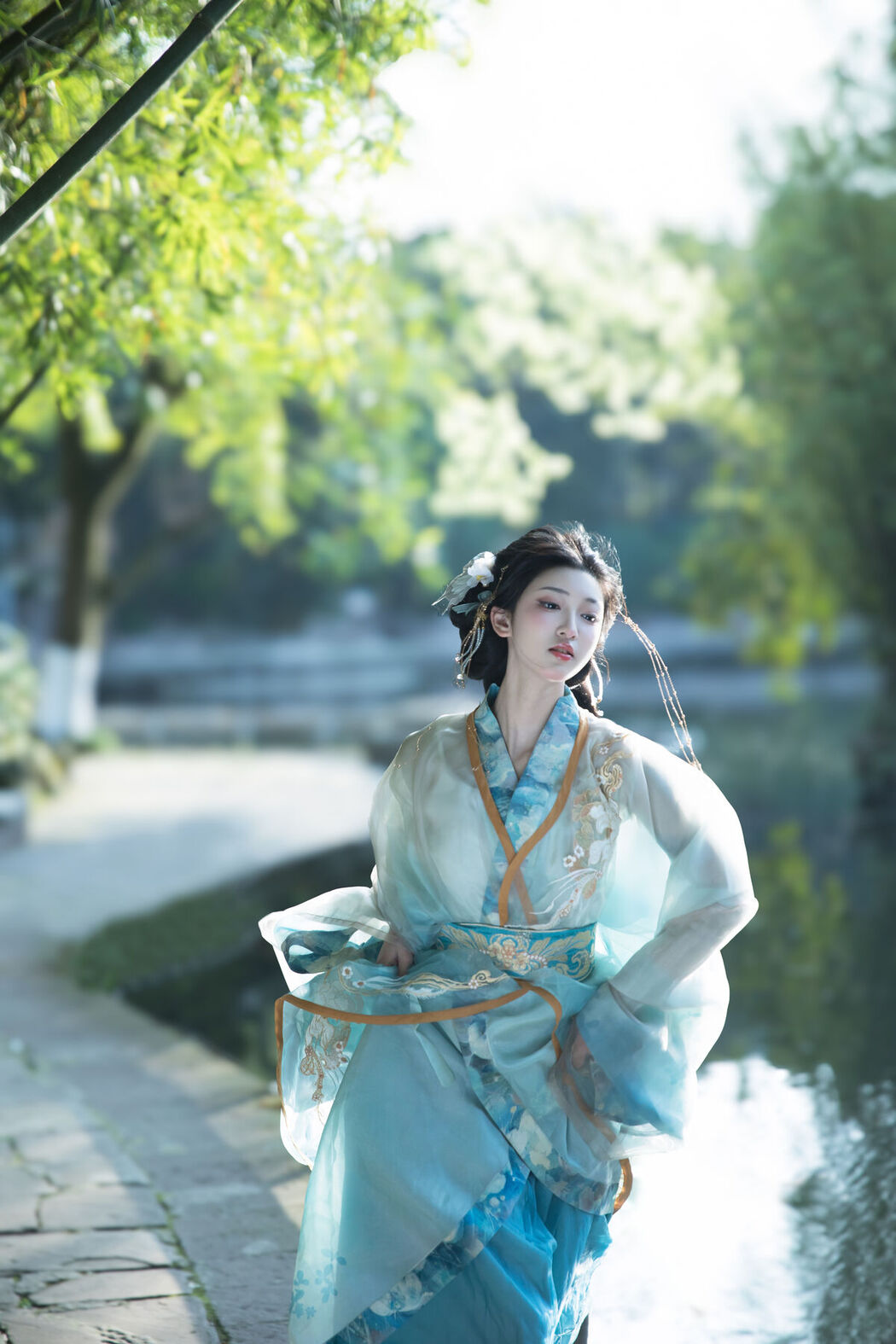 YiTuYu艺图语 Vol.6856 Er Liang Feng Yue