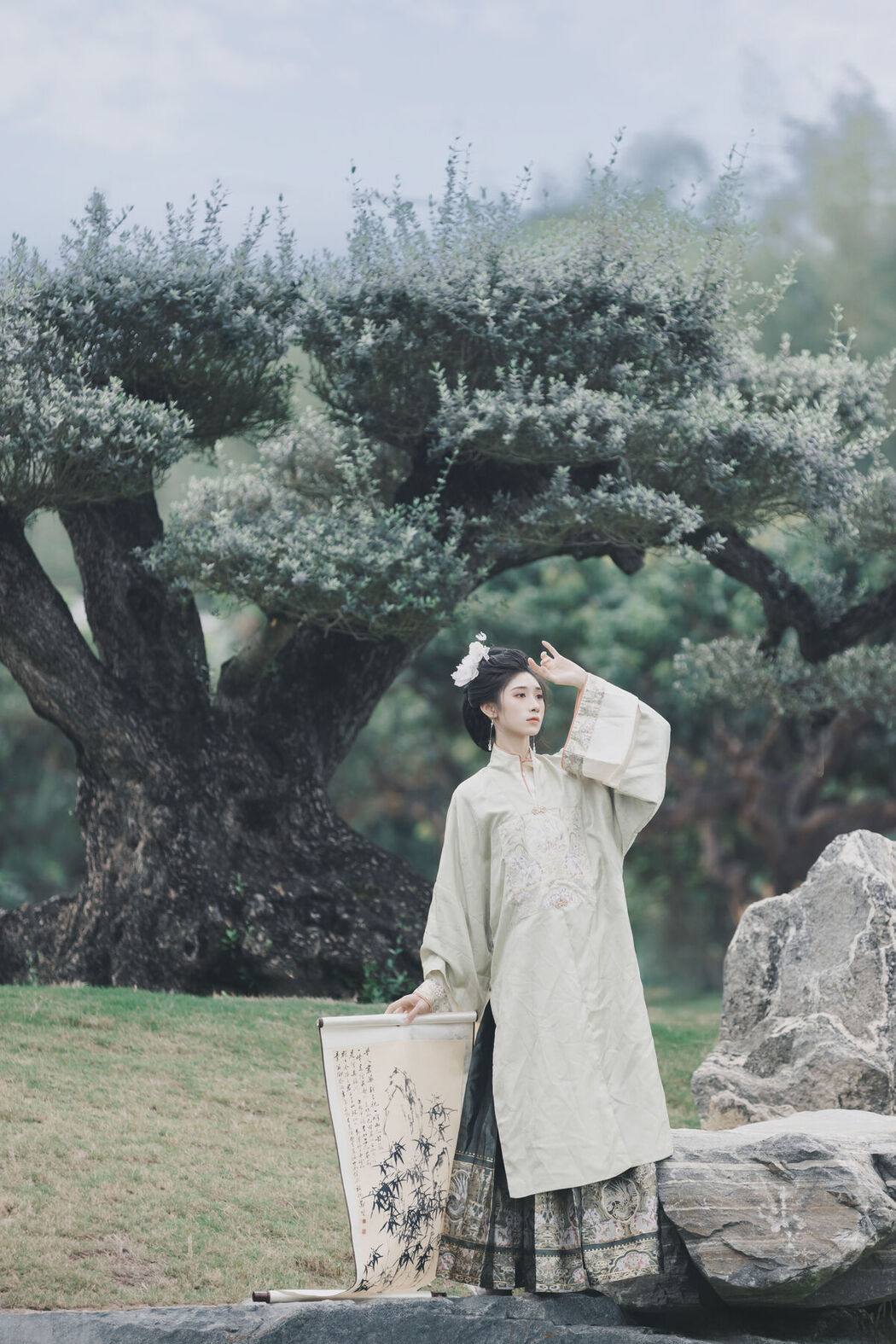 YiTuYu艺图语 Vol.6845 Yu Shao Yao Zao Shui