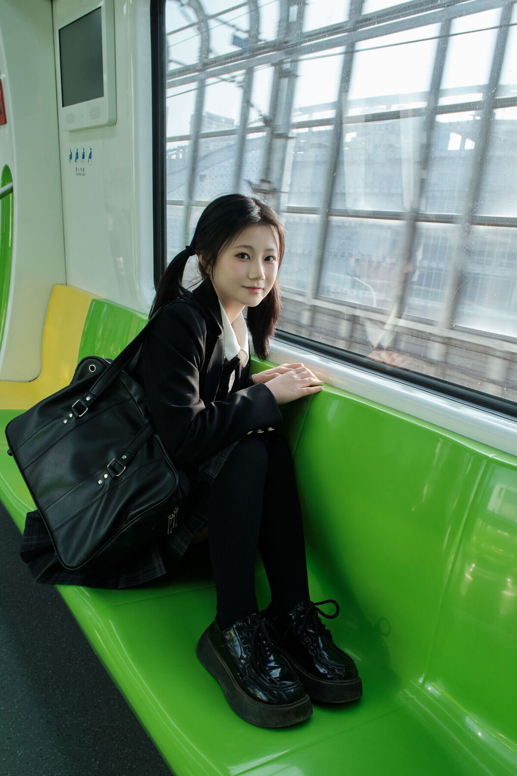 YiTuYu艺图语 Vol.6803 Rou Song Bao