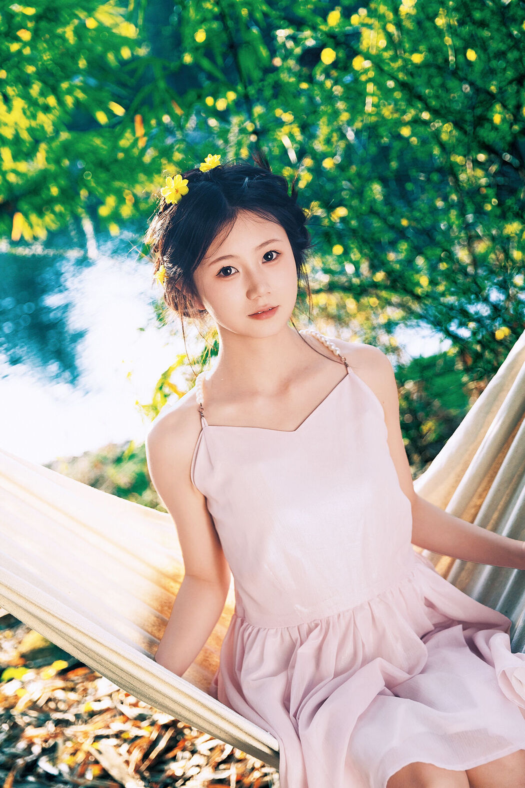 YiTuYu艺图语 Vol.6831 Rou Song Bao