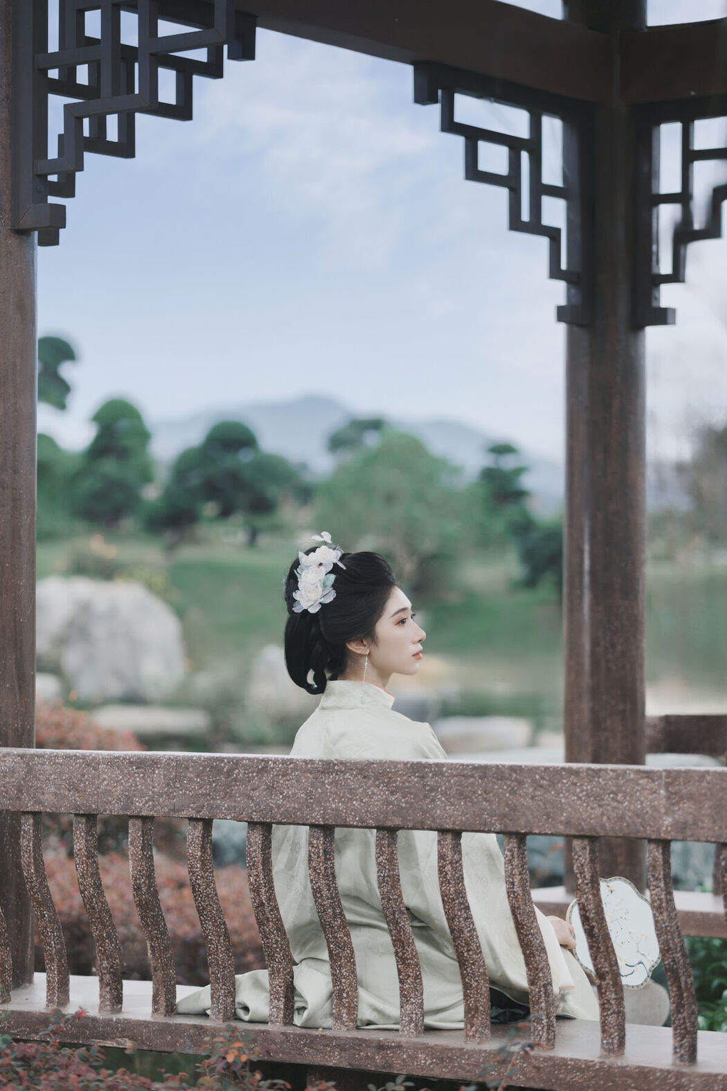 YiTuYu艺图语 Vol.6845 Yu Shao Yao Zao Shui