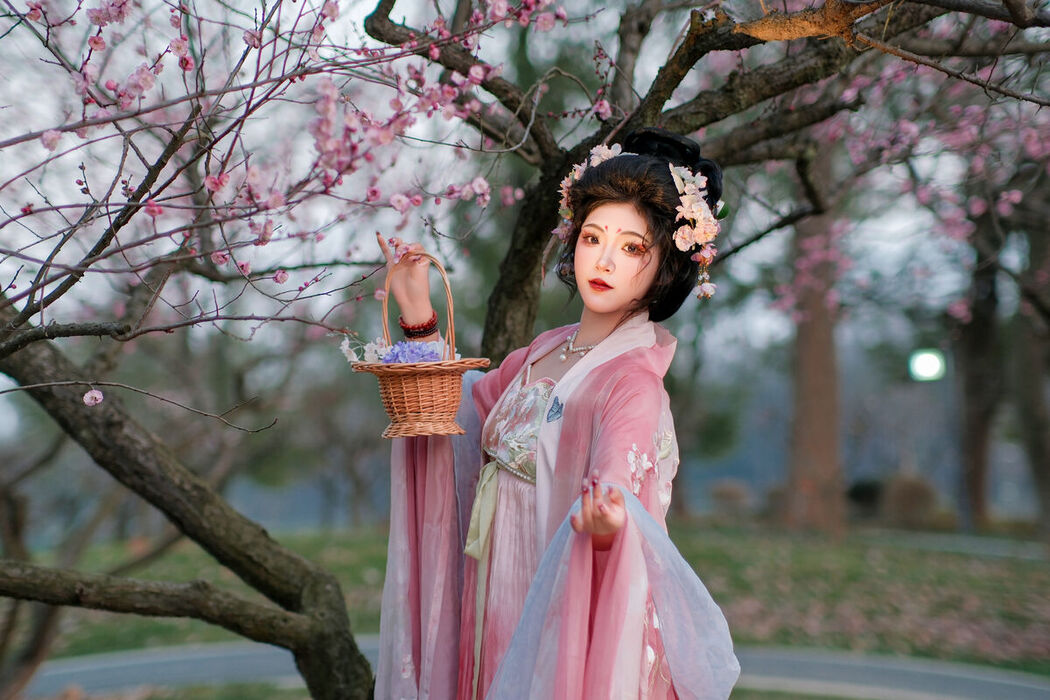YiTuYu艺图语 Vol.6819 Kailin Jiang