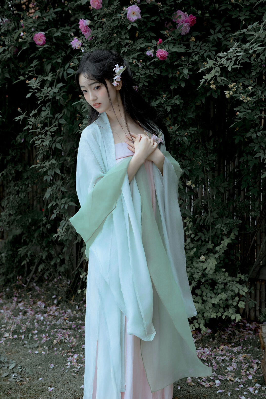 YiTuYu艺图语 Vol.6893 Leng Ku Wang Ye