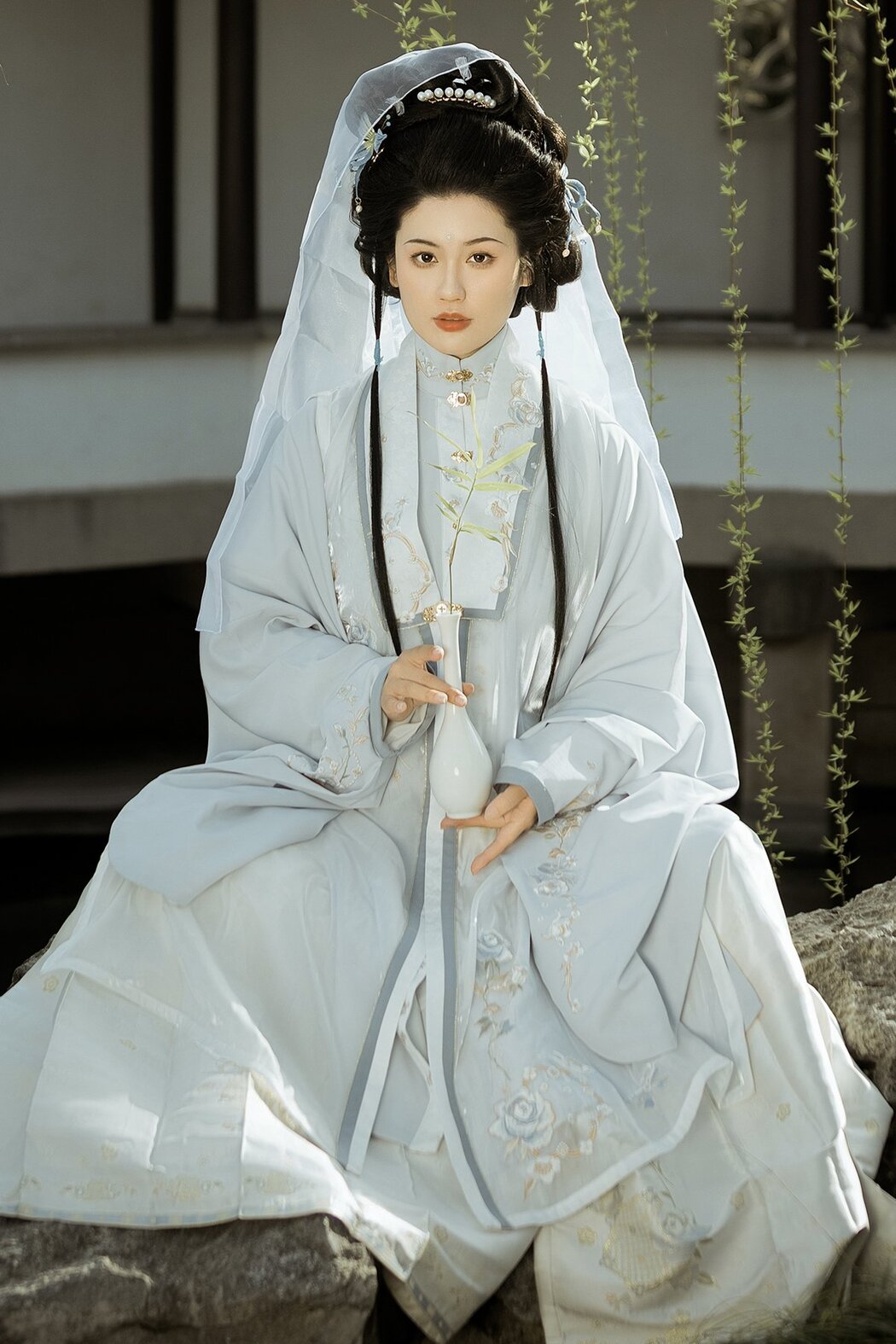 YiTuYu艺图语 Vol.6914 Tang Yi Cover Photo