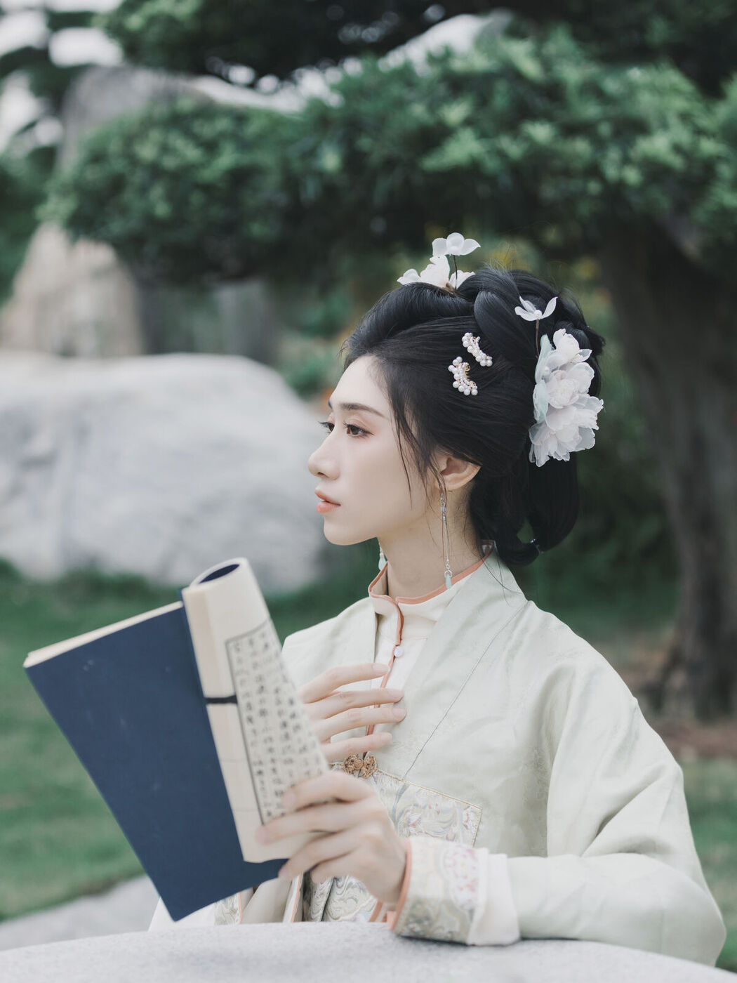 YiTuYu艺图语 Vol.6845 Yu Shao Yao Zao Shui