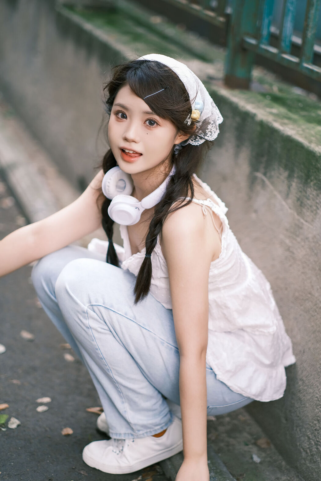 YiTuYu艺图语 Vol.6873 Bu Dong Song Shu