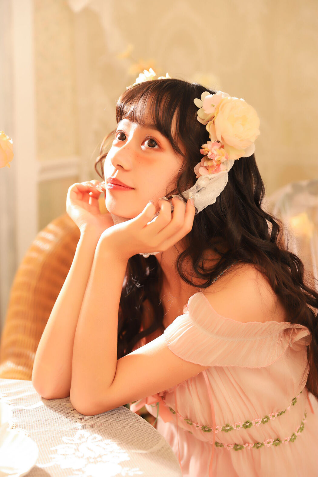 YiTuYu艺图语 Vol.6898 Yan Yun Lin