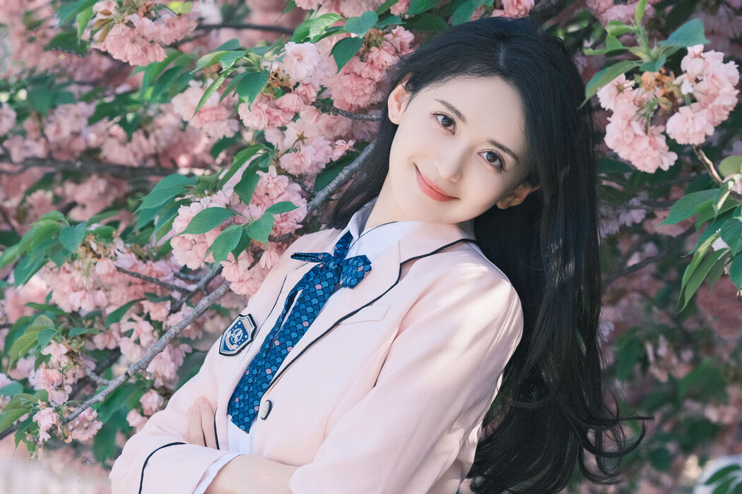 YiTuYu艺图语 Vol.6915 Zi Jun