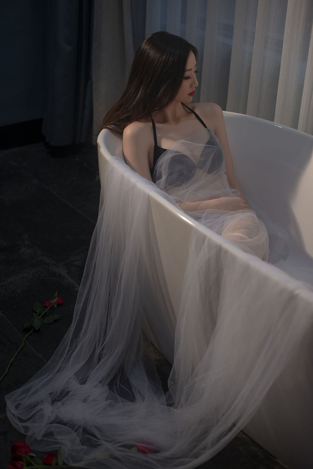 YiTuYu艺图语 Vol.6825 Xiao Yu Er