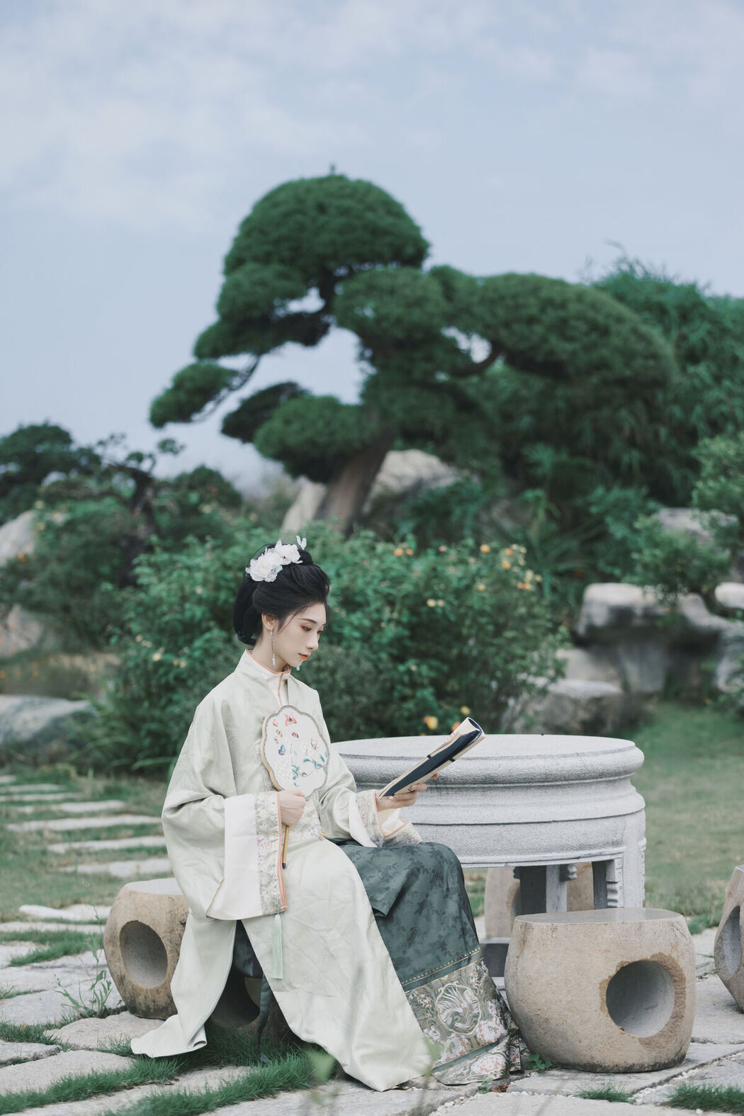 YiTuYu艺图语 Vol.6845 Yu Shao Yao Zao Shui