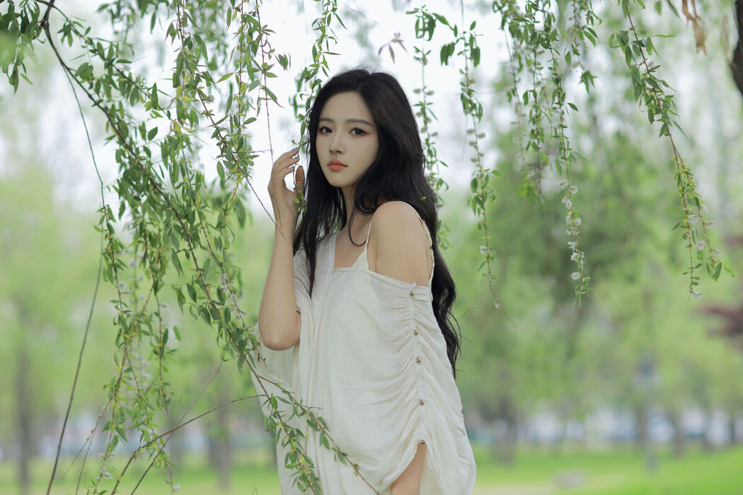 YiTuYu艺图语 Vol.6901 Elaine