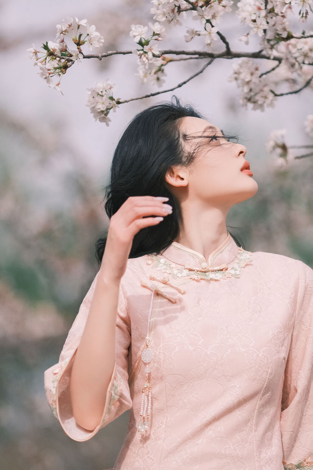 YiTuYu艺图语 Vol.6872 Wan Dou Que Ban Shao Nu