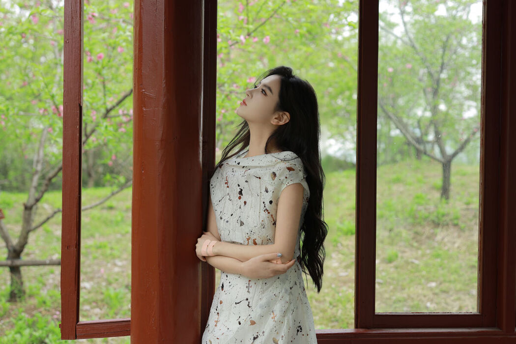 YiTuYu艺图语 Vol.6826 Elaine