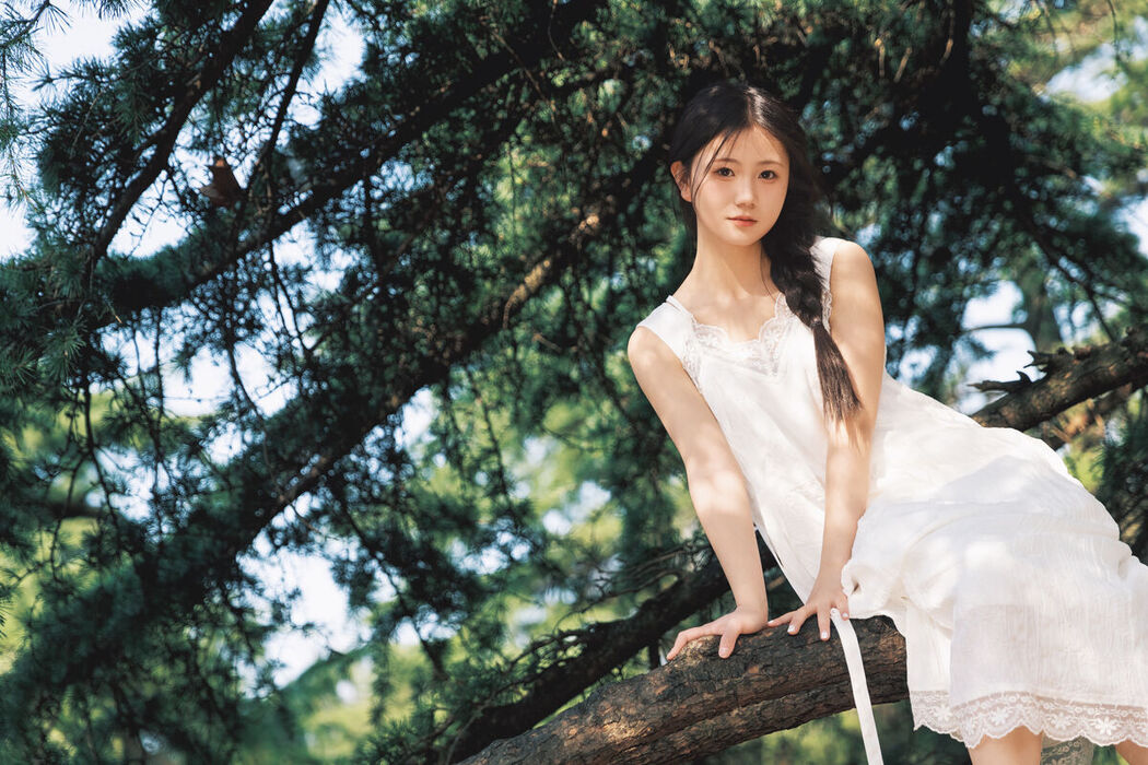 YiTuYu艺图语 Vol.6813 Rou Song Bao
