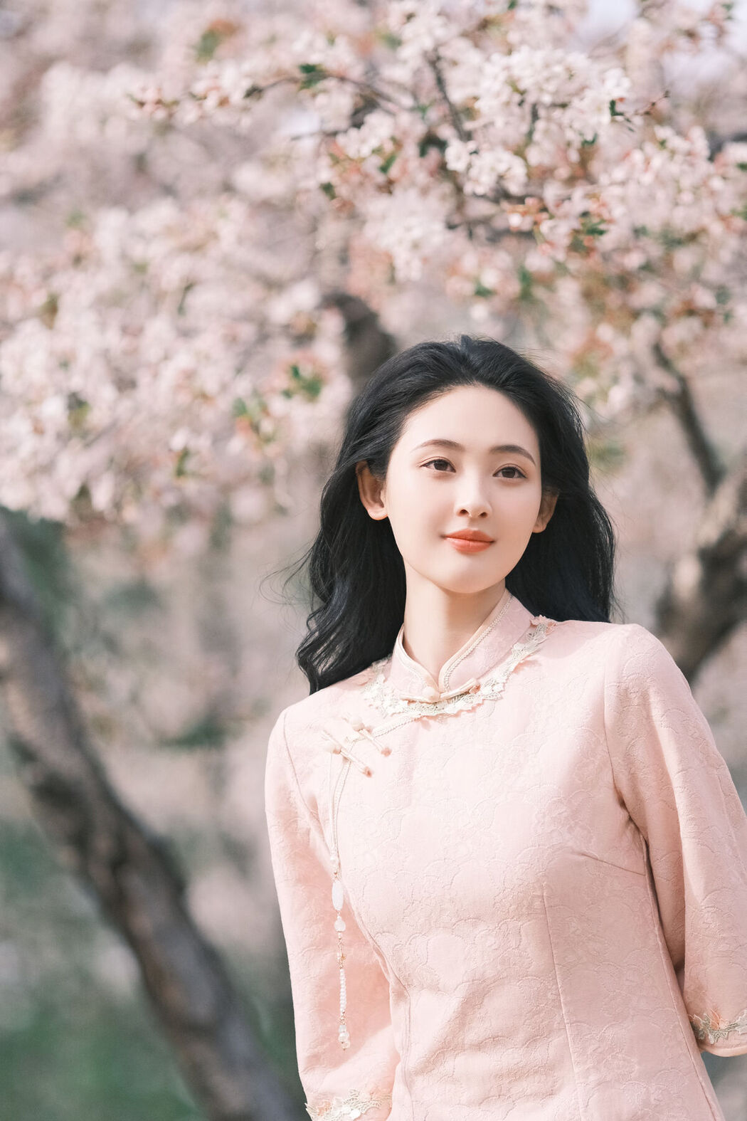 YiTuYu艺图语 Vol.6872 Wan Dou Que Ban Shao Nu