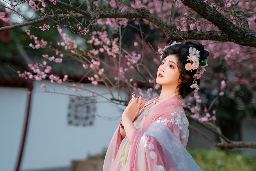 YiTuYu艺图语 Vol.6819 Kailin Jiang