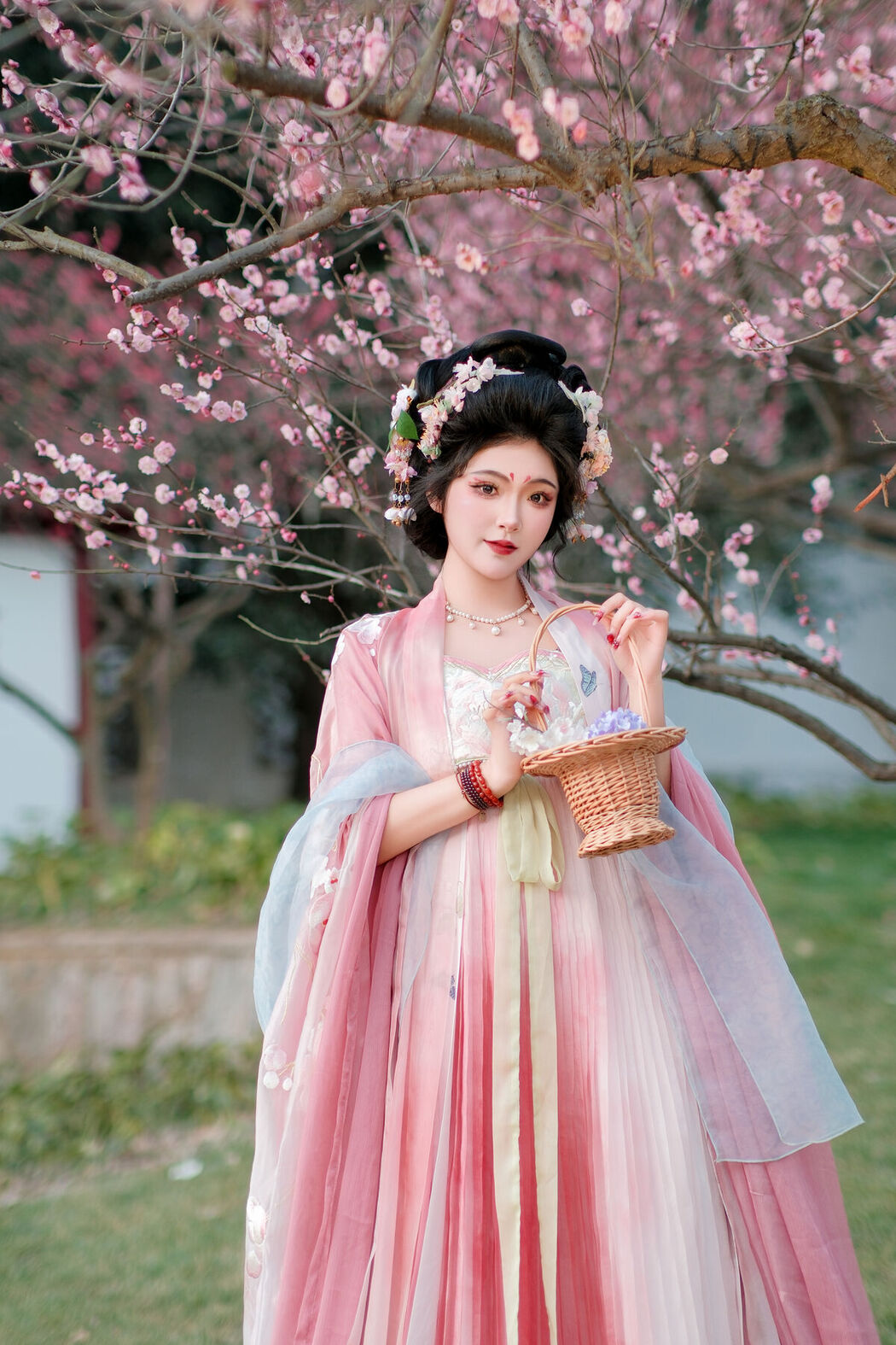 YiTuYu艺图语 Vol.6819 Kailin Jiang