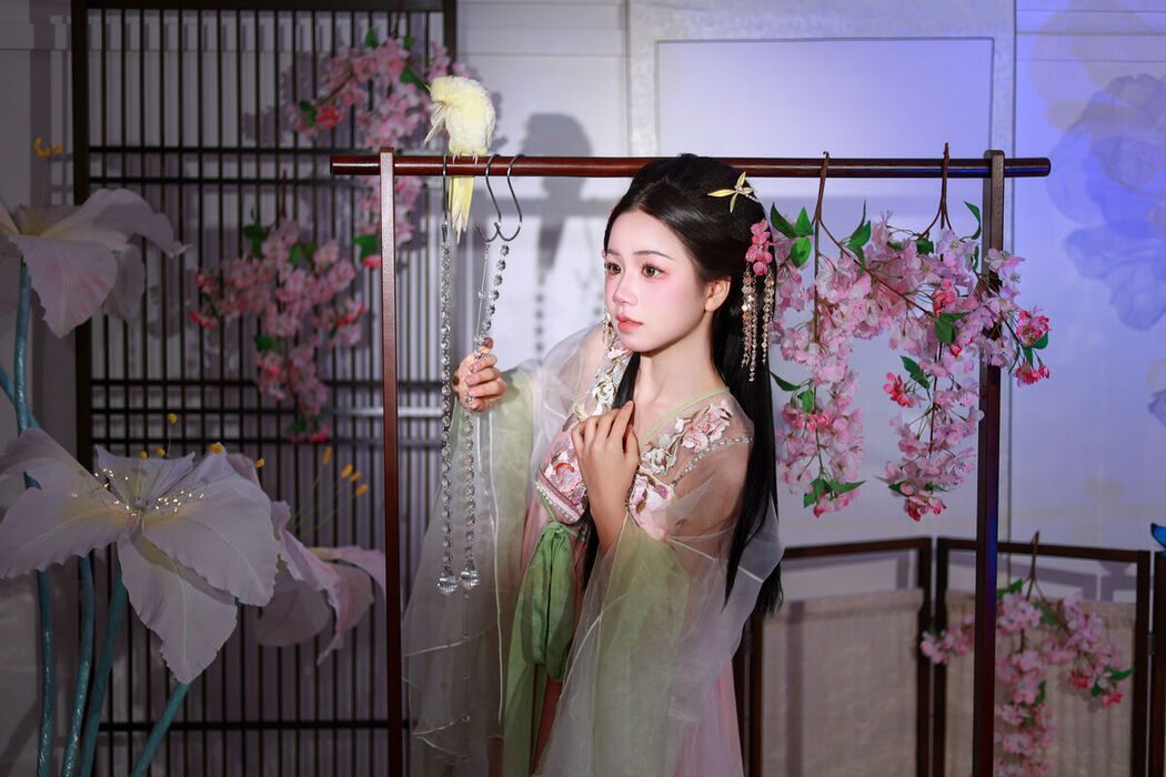 YiTuYu艺图语 Vol.6862 Xiao Du Tong Xue