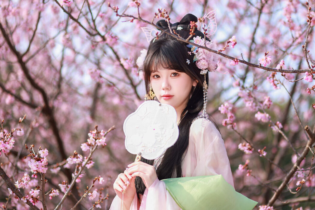 YiTuYu艺图语 Vol.6787 Cao Mei Xi Mi Lu