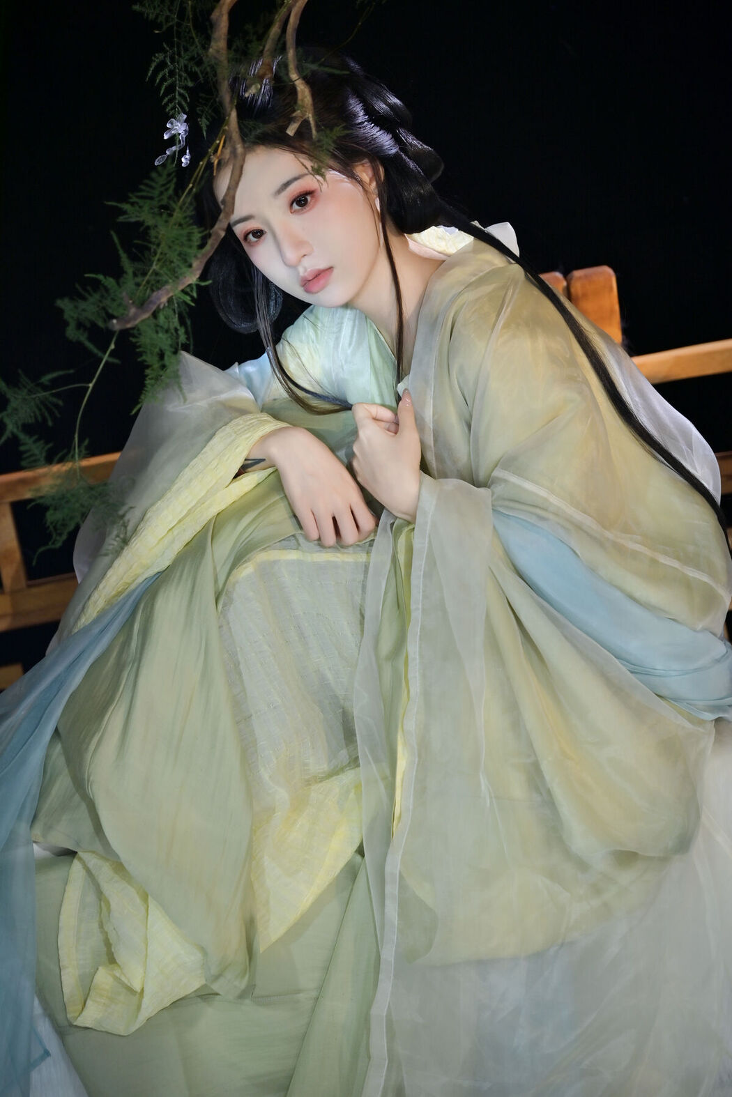 YiTuYu艺图语 Vol.6834 Ni De San San