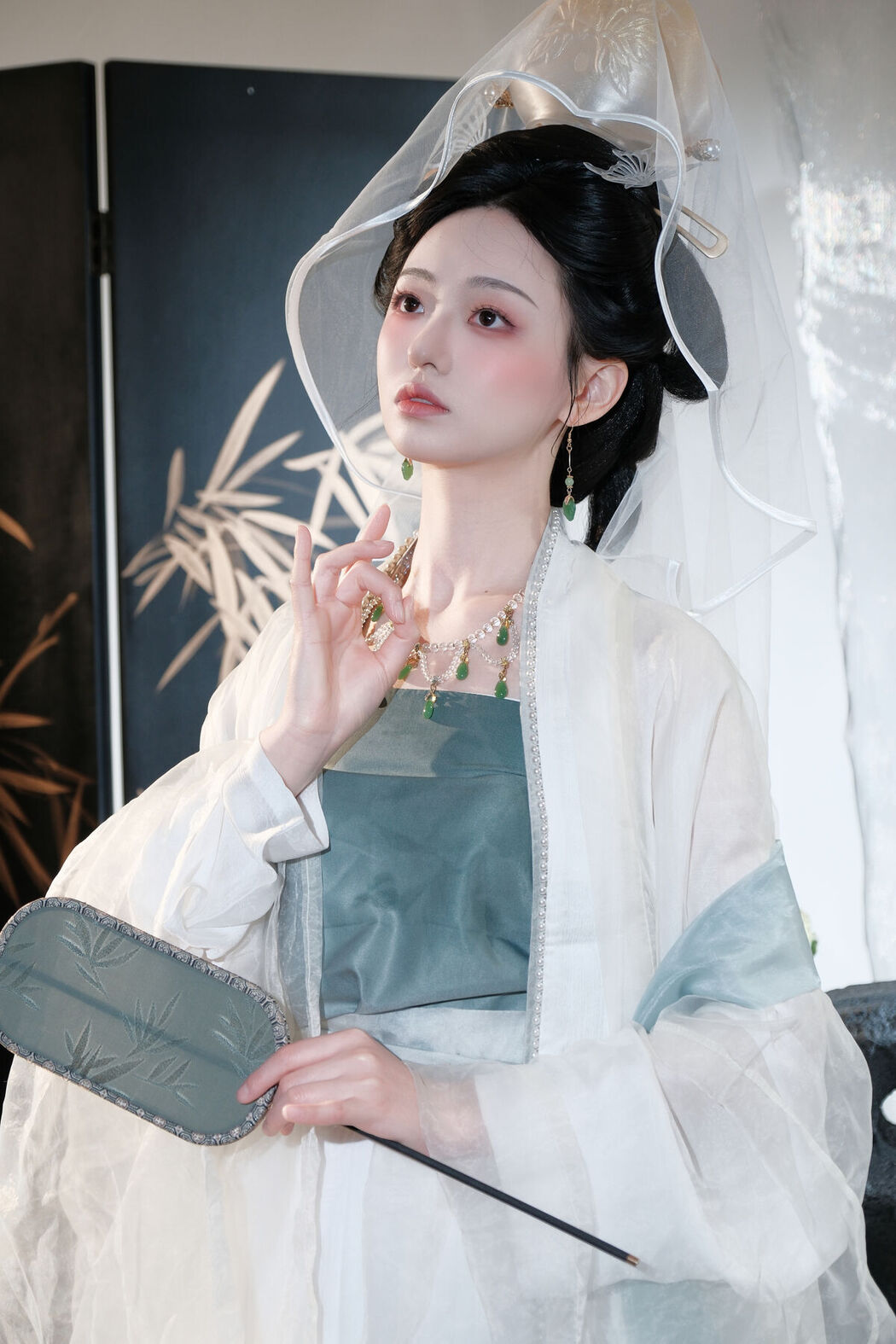 YiTuYu艺图语 Vol.6907 Xiao Yang Ai Gan Fan