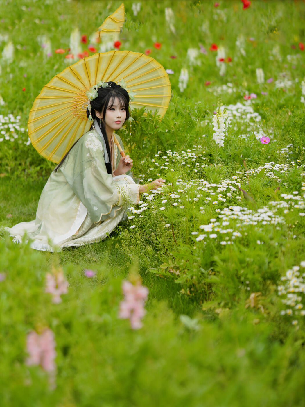 YiTuYu艺图语 Vol.7054 Shi Luo Man Di Qiu