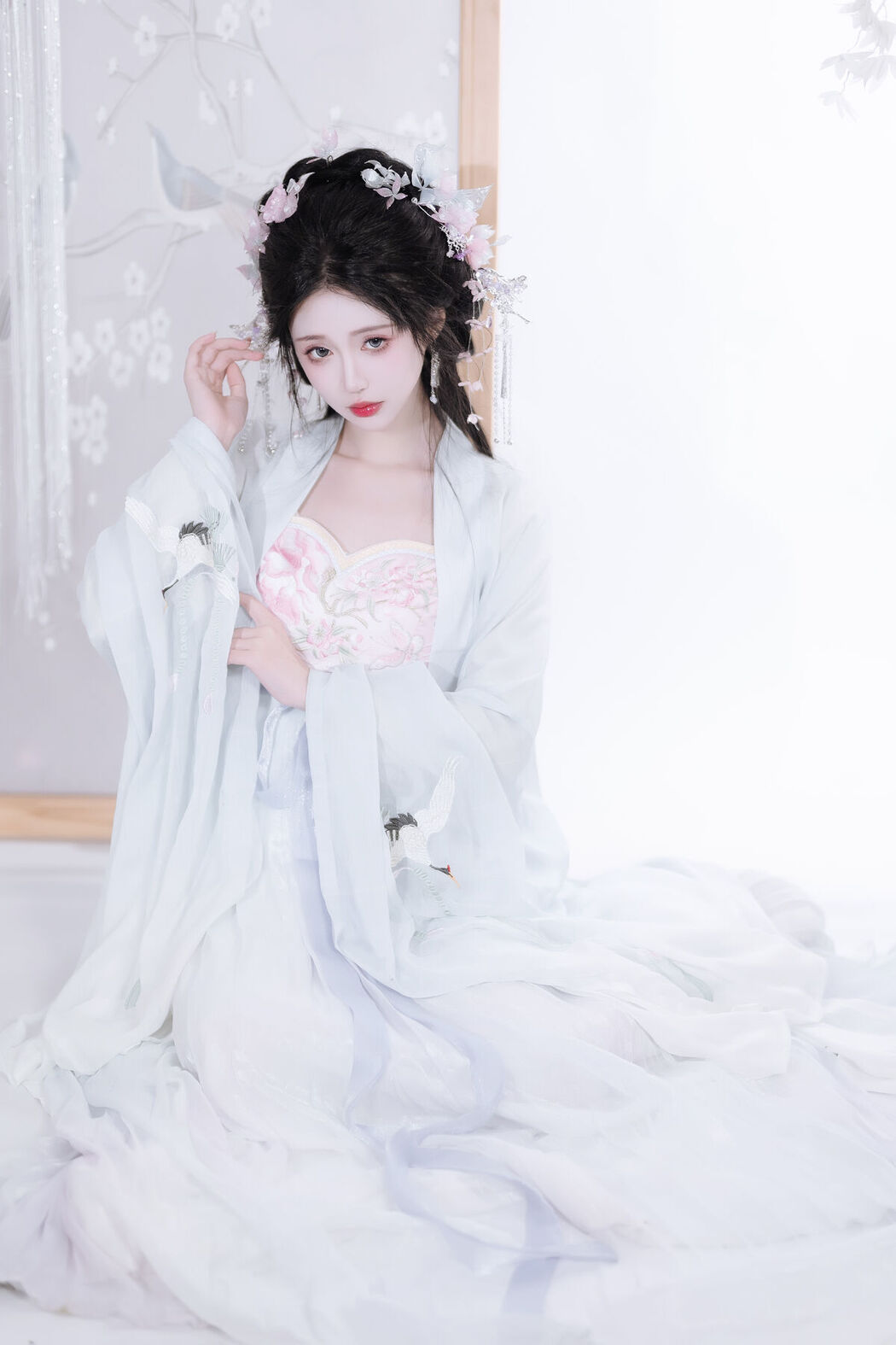 YiTuYu艺图语 Vol.7021 Qi Luo Sheng De Xiao Su Su