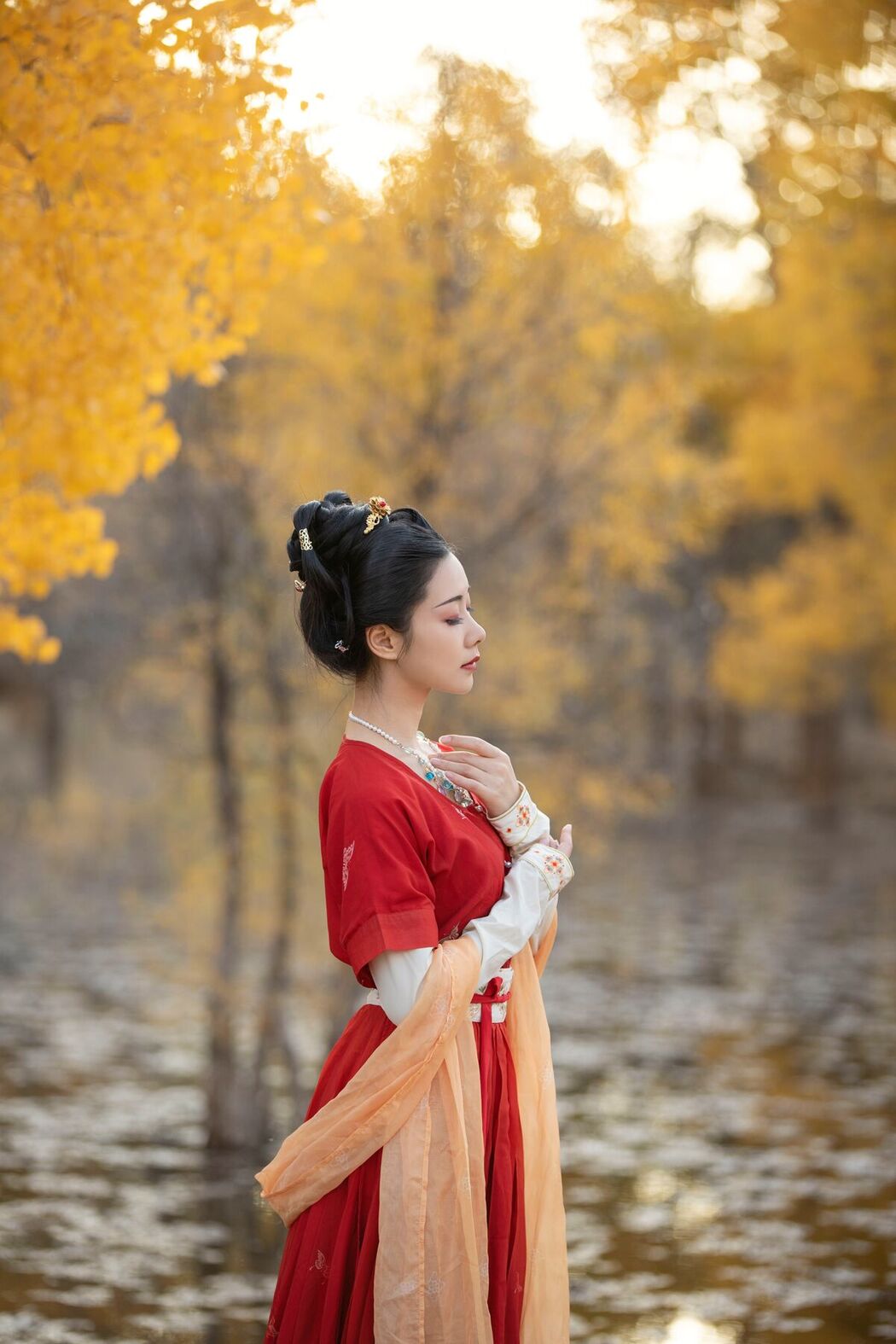 YiTuYu艺图语 Vol.6988 Mu Ge