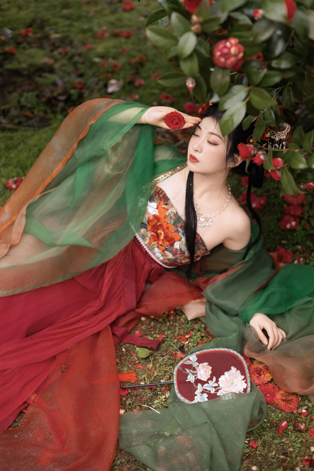 YiTuYu艺图语 Vol.6999 San Tiao Hai Li