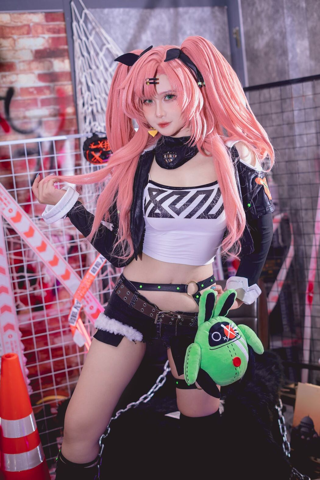 Coser@Pyon – Nicole Demara (53P)