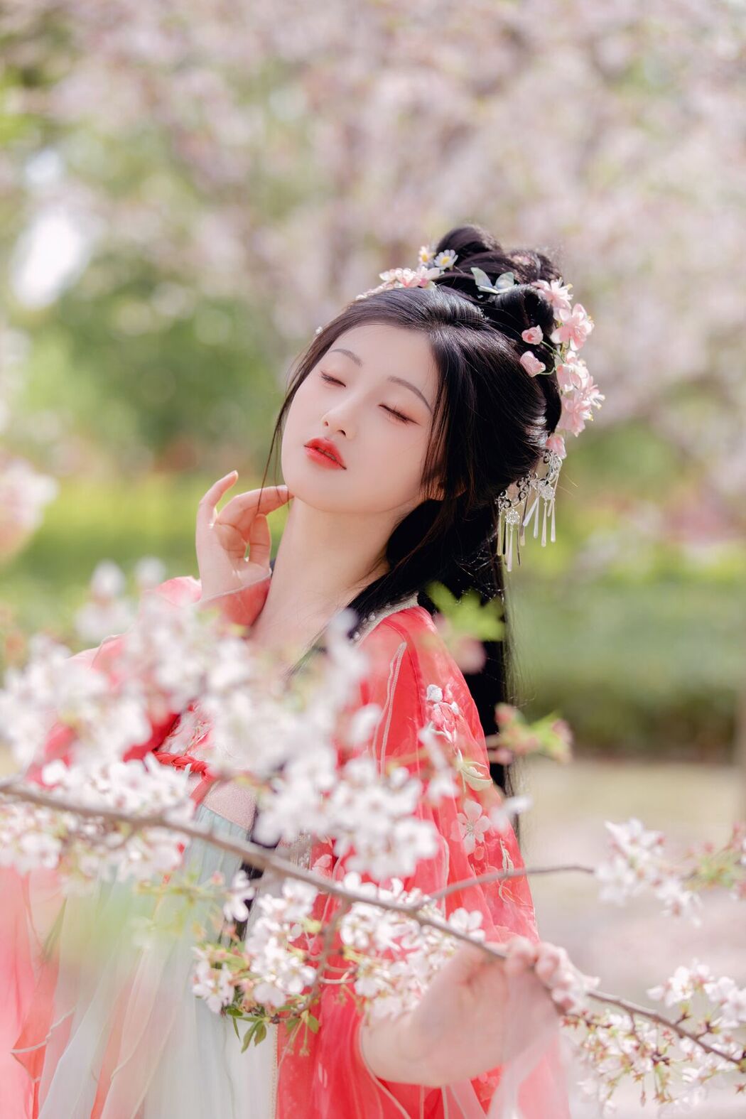 YiTuYu艺图语 Vol.7033 Yang Yang